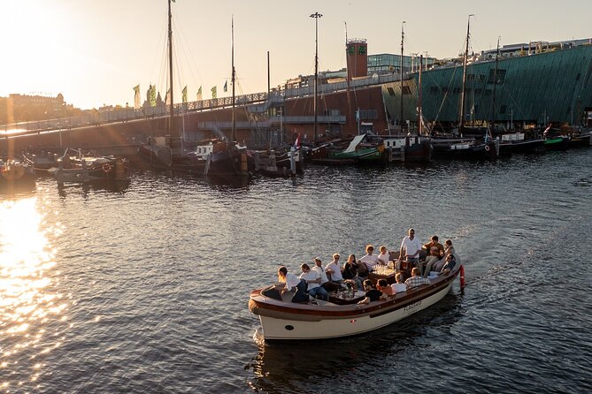 2 Hour Small Group Canal Cruise W/ Dutch Snacks & Onboard Bar - Overview and Key Features
