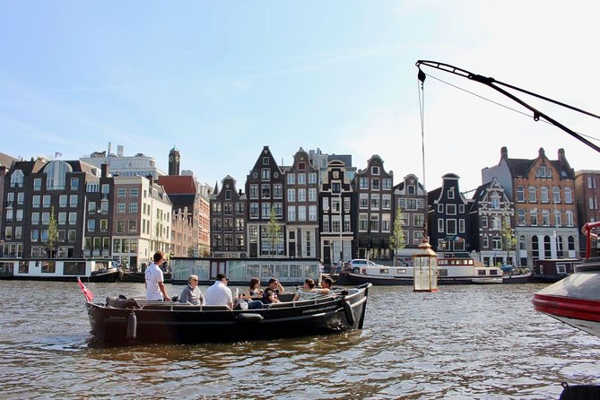 Amsterdam Canal Cruise on a Small Open Boat (Max 12 Guests) - Amenities and Comfort