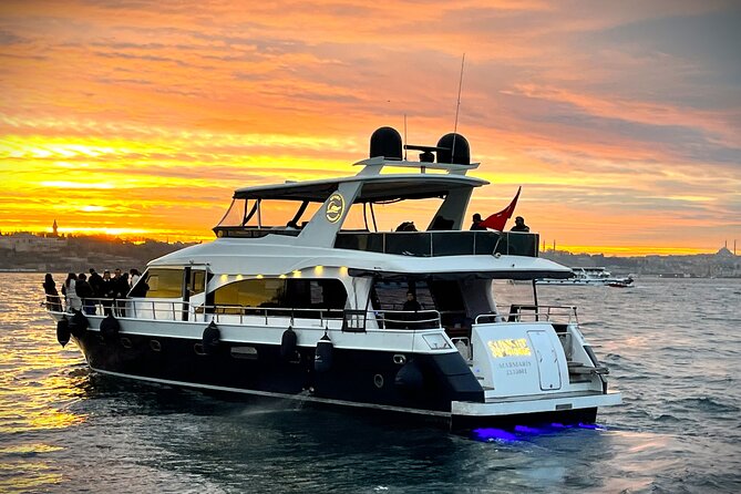 Bosphorus Sunset Cruise on Luxury Yacht - Onboard Amenities and Services