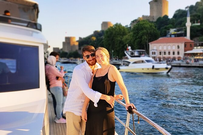 Bosphorus Sunset Sightseeing Yacht Cruise With Refreshments - Boat Amenities and Refreshments