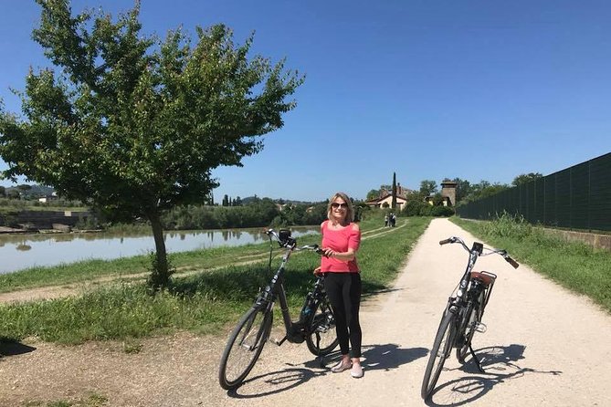 E-Bike Florence Tuscany Self-Guided Ride With Vineyard Visit - Inclusions and Equipment