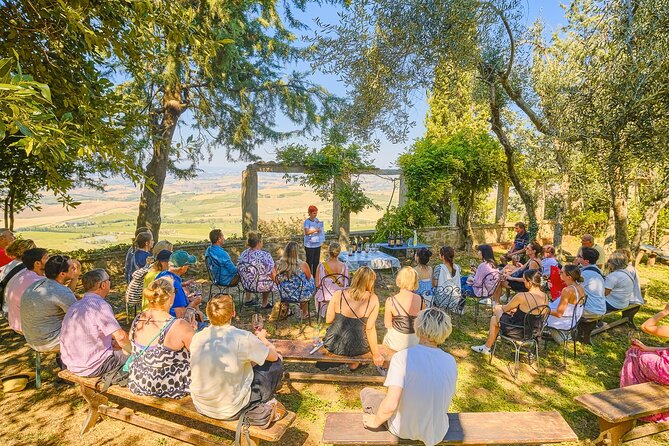 Full Day Tour to Val Dorcia and Gladiators Fields With Wines - Itinerary and Activities