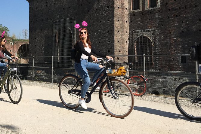 Pedal Through Milans Hidden Gems: A Unique Bike Tour - Uncover Milans Architectural Wonders