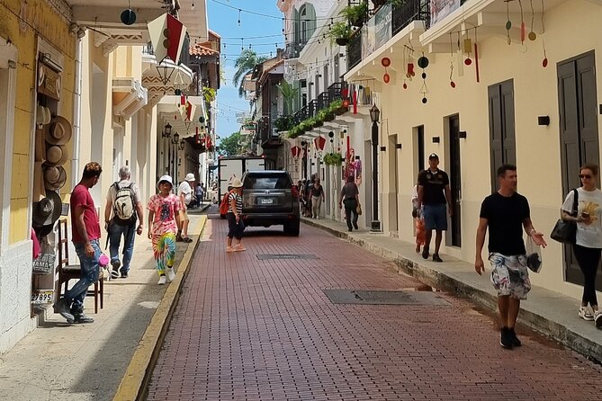 Private 6 Hours Tour - Discovering Panama VIP - Guide Experience