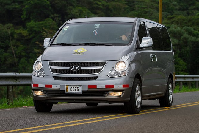 Private Transfer From La Fortuna to Manuel Antonio From 1 to 6 Passengers - Key Features of the Service