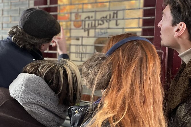 The Great British Rock and Roll Walking Tour - Insights From a Local Musician Guide