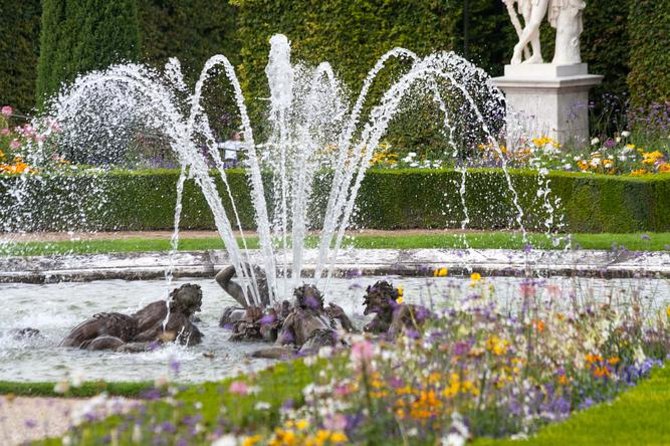 Versailles Château and Gardens Walking Tour From Paris by Train - Tour Details and Itinerary