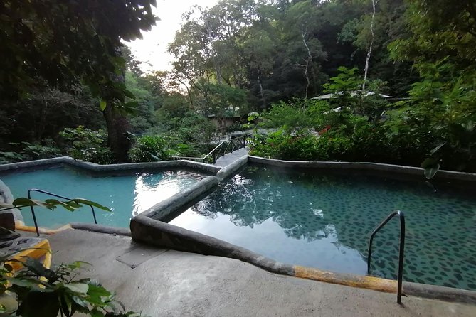 Zip Line, Hot Springs, Horses and More Aventure. - Guide and Customer Service