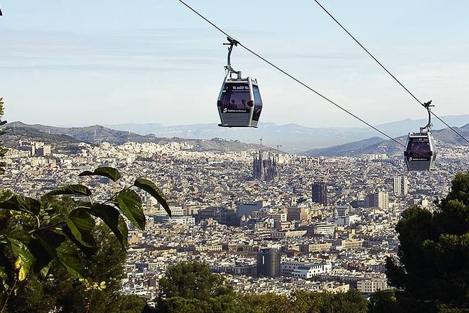 Barcelona: Old Town, Montjuic Castle, Cable Car Small Group Tour - Montjuïc Castle Visit