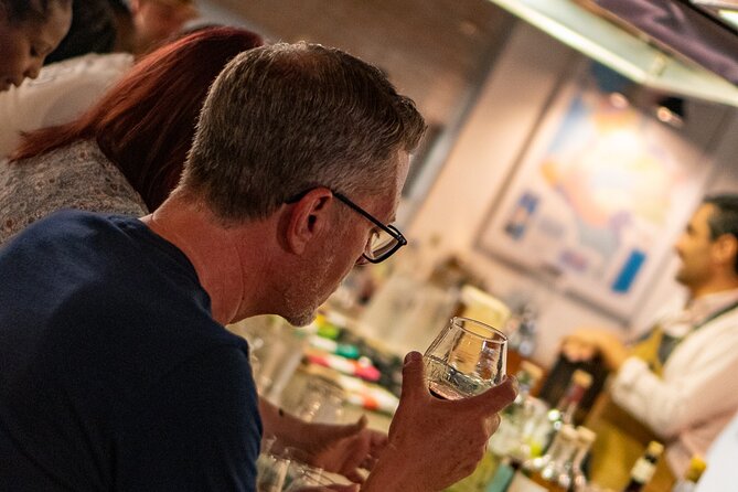 Boutique Rum and Chocolate Tasting at Lunático - Recommendations and Special Touches