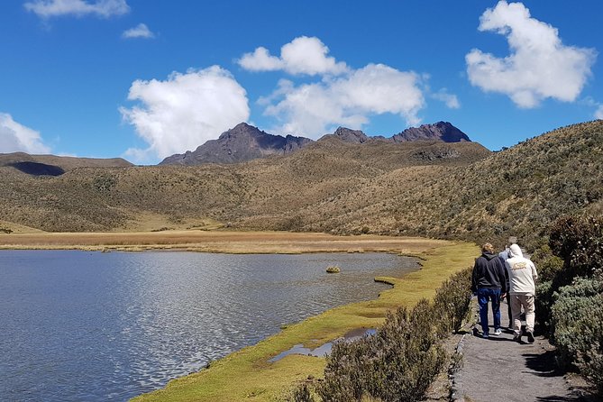 Cotopaxi and Quilotoa Volcanoes Tour All in One-from Quito - Scenic Highlights and Activities