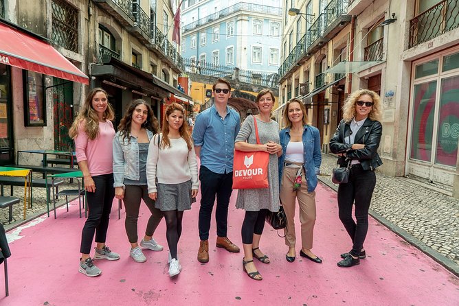 Devour Lisbon: The Ultimate Portuguese Food Tour - Pairing Local Drinks With Savory Dishes