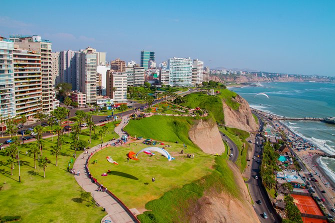 Miraflores, Barranco & San Isidro - Districts Tour - Visiting the Huaca Pucllana Shrine