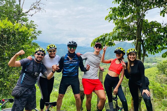 Mountain Bike Tour With Coffee and Lunch in Antioquias Beautiful Landscapes - Traveler Experiences and Feedback