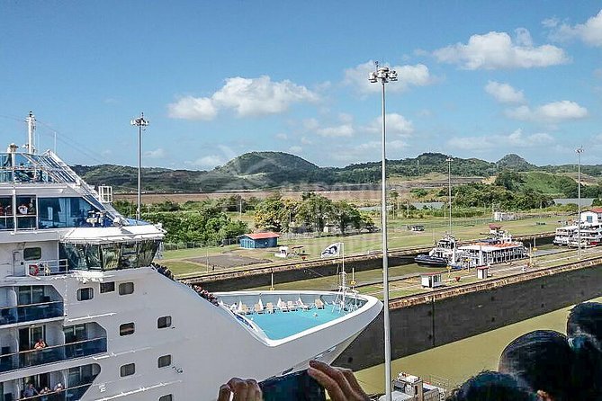 Panama Citys Top Tour - Miraflores Visitor Center
