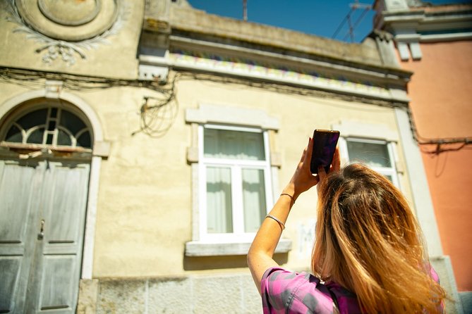 Private City Kickstart Tour: Lisbon - Exploration of Historic Districts