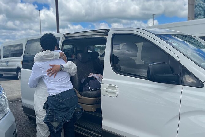 Private Transfer-Liberia Airport - Service Reliability and Flexibility