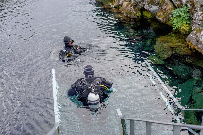 Silfra: Diving Between Tectonic Plates and Pick up From Reykjavik - Health and Safety Considerations