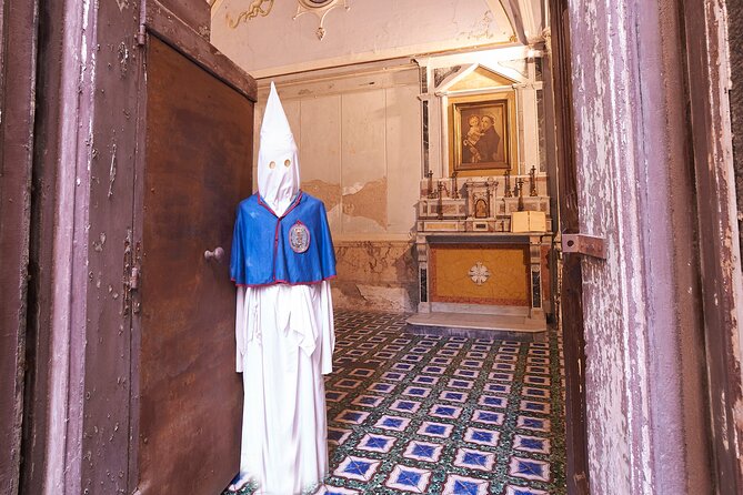 The Skull With the Ears: the Cult of the Dead in the Church of S. Luciella - Discovering the Symbolic Significance of the Skull