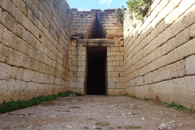 4-Day Classical Greece Tour: Epidaurus, Mycenae, Olympia, Delphi, Meteora - Experiencing Meteora