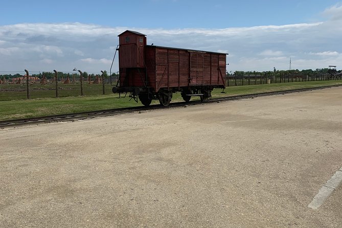 Auschwitz-Birkenau Guided Tour From Krakow - Preparing for the Tour