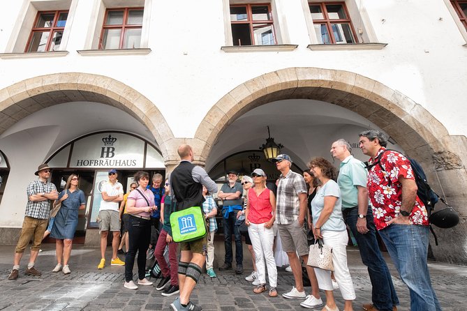 Bavarian Beer and Food Evening Tour in Munich - Savoring Bavarian Cuisine at Hackerhaus