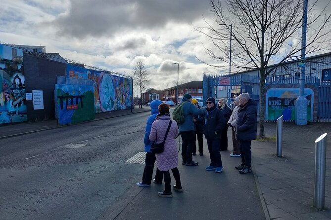 Belfast Troubles Tour: Walls and Bridges - Encountering Landmarks of the City