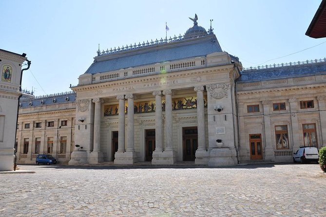 Bucharest Half a Day Bike Tour - Guide Reviews and Feedback
