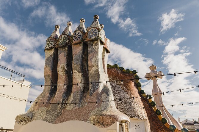 Complete Gaudi Tour: Casa Batllo, Park Guell & Sagrada Familia - Dress Code Considerations