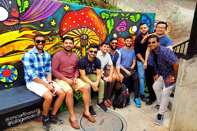 Comuna 13 Graffiti Tour With Street Food - Tour Guide Experiences