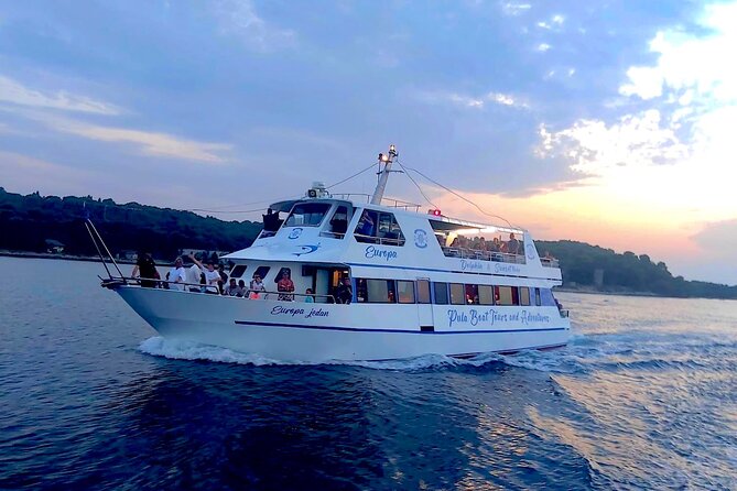 Exclusive Dolphin & Sunset Cruise With Dinner & Drinks From Pula - Dolphin Spotting and Brijuni National Park
