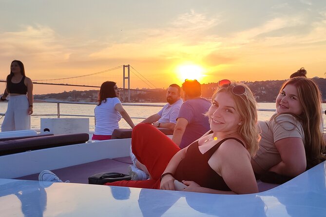 Guided Bosphorus Sunset Cruise on Luxurious Yacht - Small Group Cruise - Traveler Feedback and Recommendations