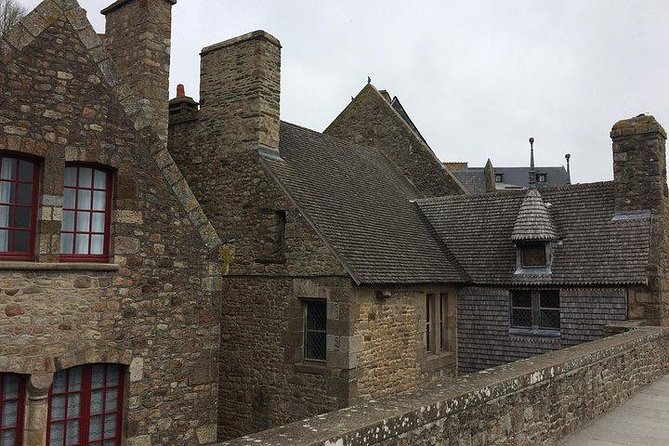 Mont St Michel Full Day Tour With a National Guide From Bayeux - Accessibility and Health Considerations