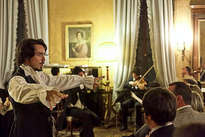 Musica a Palazzo Traveling Opera Performance in Venice - Enhancing the Operatic Charm