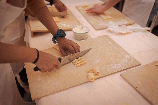 Pasta Cooking Class in Rome - Fettuccine Class in Piazza Navona - Menu and Culinary Offerings