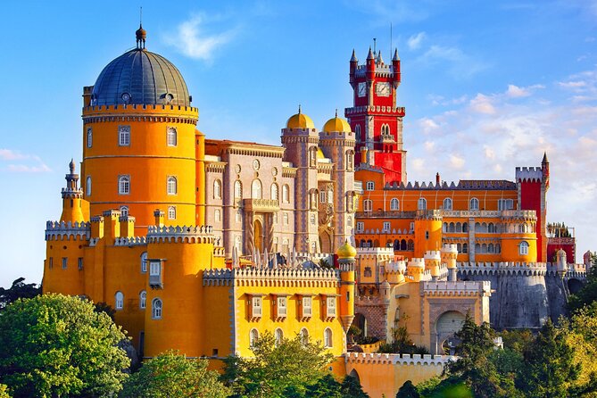 Sintra, Pena Palace and Cascais Full Day Tour From Lisbon - Strolling Through Cascais