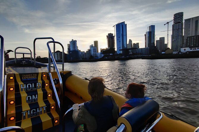 Speedboat Cruise Tour To/From Embankment Pier - 70 Minutes - Exhilarating High-Speed Experience