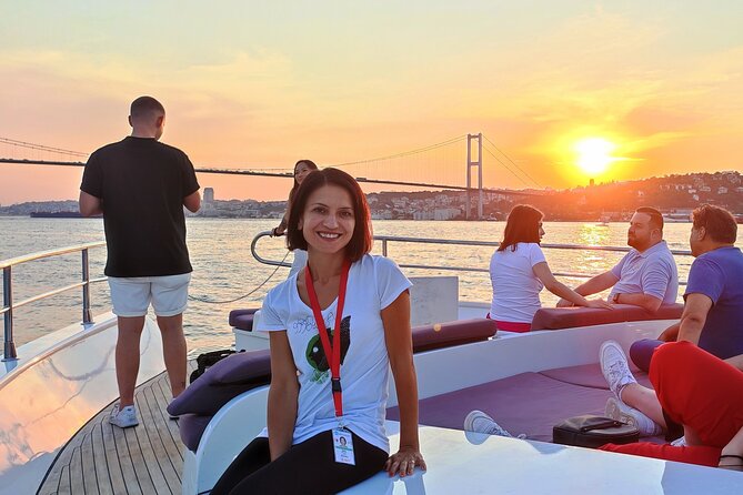 Bosphorus Sunset Sightseeing Yacht Cruise With Refreshments - Unique Features of the Tour