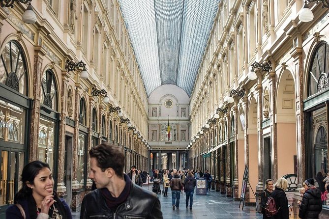Brussels: Historical Walking Tour With Chocolate & Waffle Tasting - Additional Tour Details