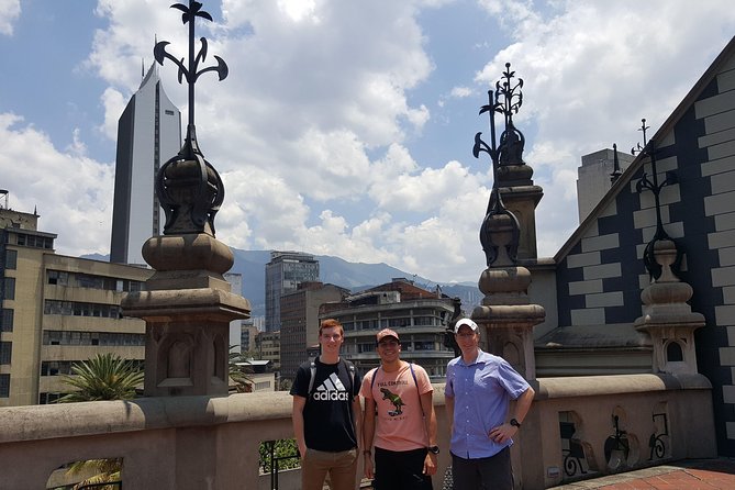 City Tour Medellin - Guides and Personal Experiences
