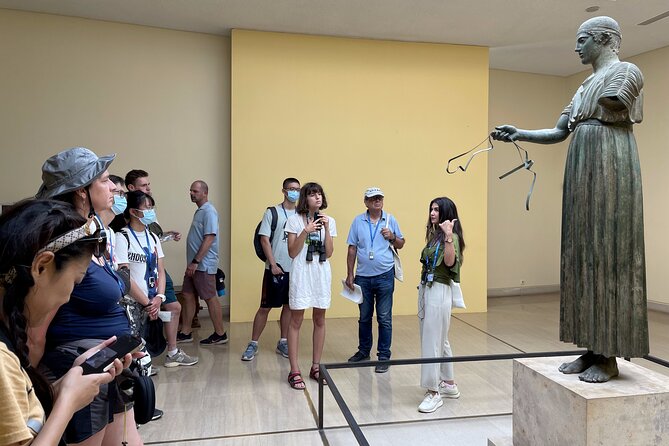 Delphi Oracle Premium Tour With Live Guide and Entrance Tickets - Discovering the Ancient Delphi Oracle