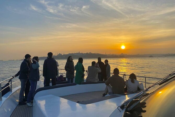 Guided Bosphorus Sunset Cruise on Luxurious Yacht - Small Group Cruise - Yacht Amenities and Comfort