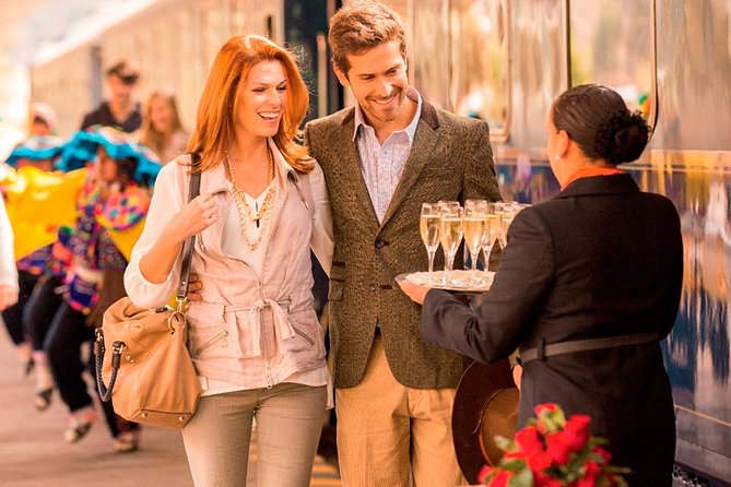 Hiram Bingham Round Trip Luxury Train to Machu Picchu - Luxurious Train Details
