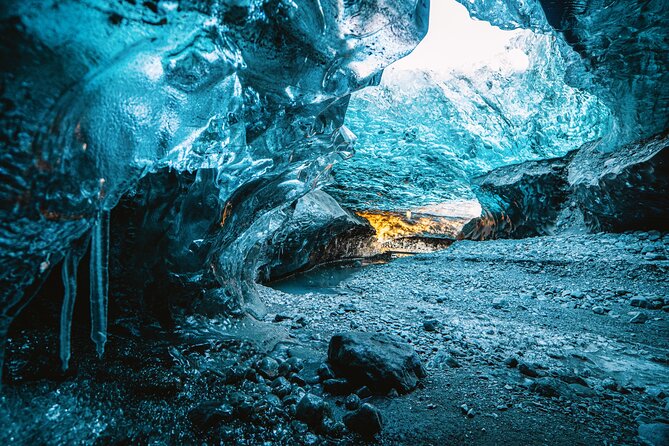 Natural Blue Ice Cave Tour of Vatnajökull Glacier From Jökulsárlón - Traveler Feedback
