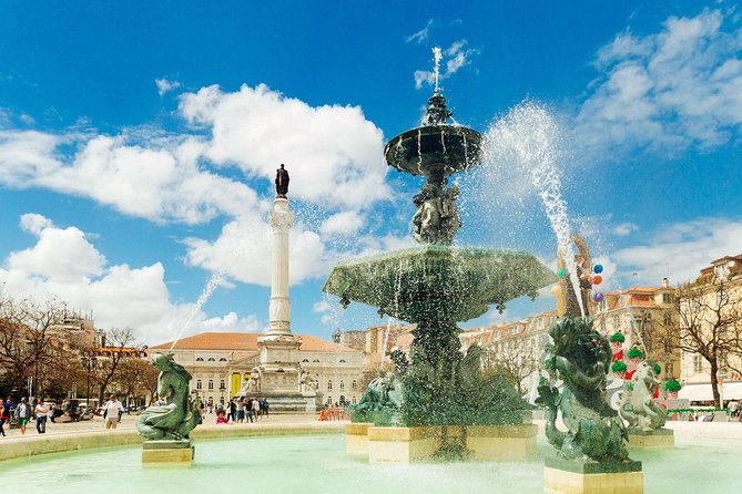 Private City Kickstart Tour: Lisbon - Guide Expertise and Insights