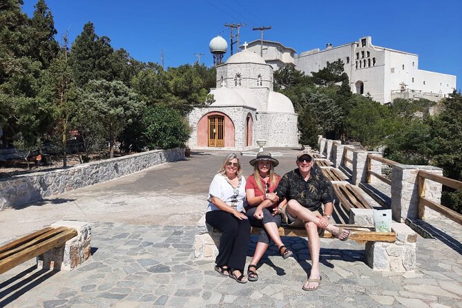 Private Classic Santorini Panorama: Visit the Most Popular Destinations! - Pricing and Booking