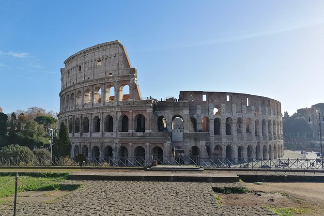 Rome: Colosseum and Roman Forum Private Tour - Exploring the Iconic Colosseum