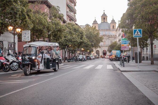 Tour of Historic Madrid in Private Eco Tuk Tuk - Guided Insights and Narratives