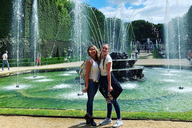 Versailles Bike Tour With Market, Gardens & Guided Palace Tour - Visit to the Farmers Market