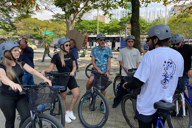 Bike City Tour Medellin With Snack and Local Beer - Participant Eligibility and Restrictions